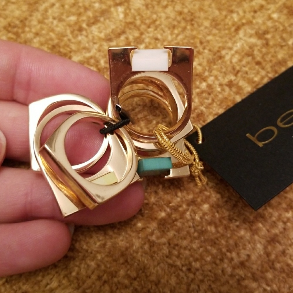Nwt Bebe Gold Stackable Gold & Stone Rings Size6/7 - Picture 3 of 4